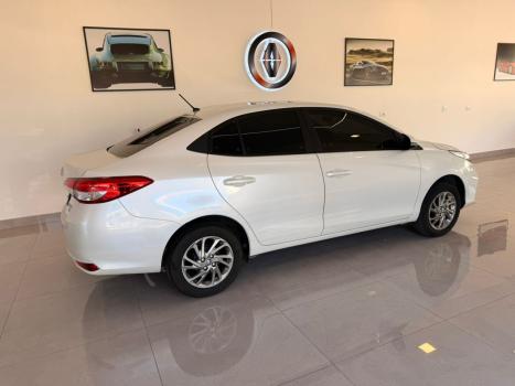 TOYOTA Yaris Sedan 1.5 16V 4P FLEX XS CONNECT MULTIDRIVE AUTOM�TICO CVT, Foto 5
