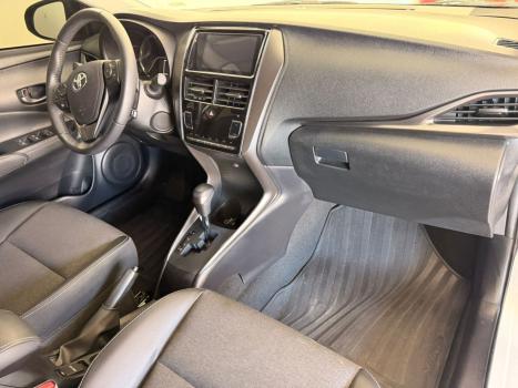 TOYOTA Yaris Sedan 1.5 16V 4P FLEX XS CONNECT MULTIDRIVE AUTOM�TICO CVT, Foto 7