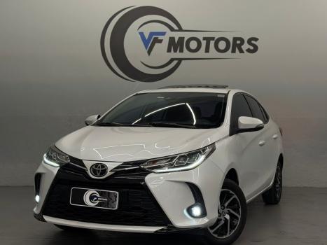 TOYOTA Yaris Sedan , Foto 2