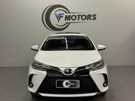 TOYOTA Yaris Sedan , Foto 3