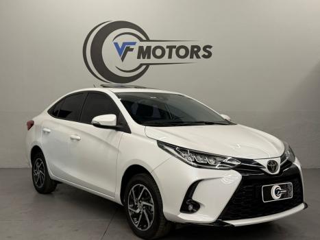 TOYOTA Yaris Sedan , Foto 4