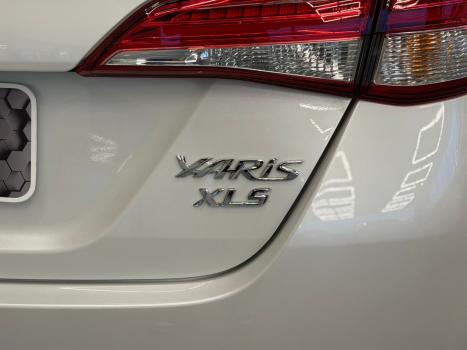 TOYOTA Yaris Sedan , Foto 23
