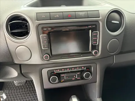 VOLKSWAGEN Amarok 2.0 16V 4X4 CABINE DUPLA HIGHLINE TURBO INTERCOOLER AUTOM�TICO, Foto 12