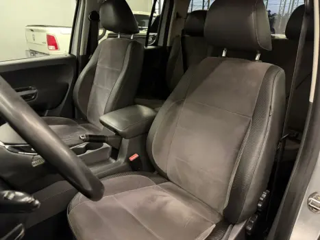 VOLKSWAGEN Amarok 2.0 16V 4X4 CABINE DUPLA  HIGHLINE TURBO INTERCOOLER, Foto 15