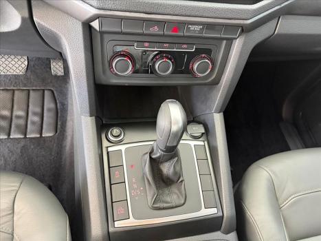 VOLKSWAGEN Amarok 3.0 V6 CABINE DUPLA HIGHLINE EXTREME 4X4 TURBO INTERCOOLER AUTOM�TICO, Foto 13