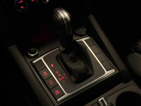 VOLKSWAGEN Amarok 3.0 V6 CABINE DUPLA HIGHLINE EXTREME 4X4 TURBO INTERCOOLER AUTOM�TICO, Foto 12