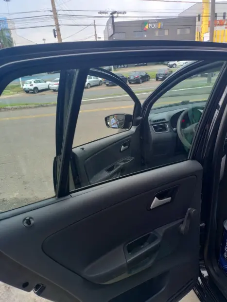 VOLKSWAGEN Fox 1.0 4P TREND FLEX, Foto 10