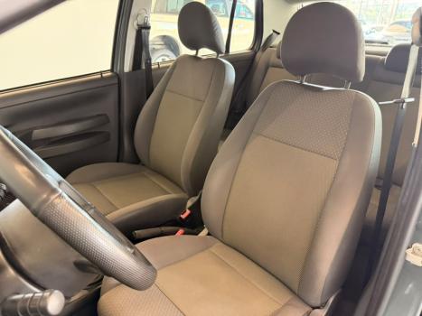 VOLKSWAGEN Fox 1.0 FLEX, Foto 8