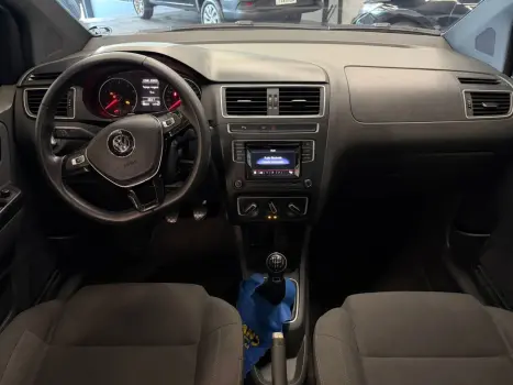 VOLKSWAGEN Fox 1.6 4P, Foto 7