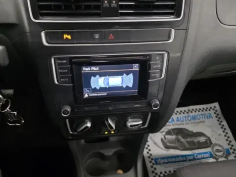 VOLKSWAGEN Fox 1.6 4P, Foto 10