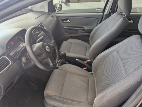 VOLKSWAGEN Fox 1.6 4P TREND FLEX, Foto 6