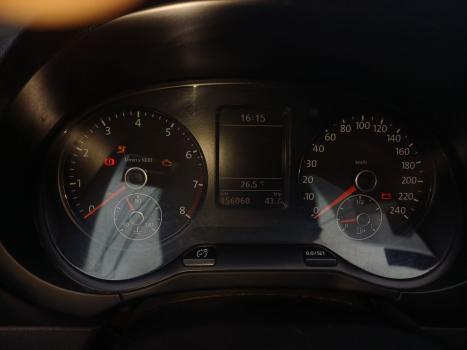 VOLKSWAGEN Fox 1.6 4P TREND FLEX, Foto 8