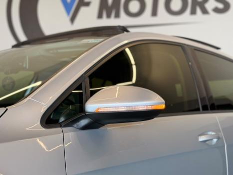 VOLKSWAGEN Golf 1.4 16V 4P TSI HIGHLINE AUTOM�TICO, Foto 4