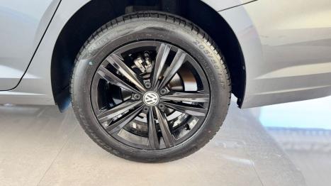 VOLKSWAGEN Jetta 1.4 4P 250 TSI R-LINE AUTOMTICO, Foto 6