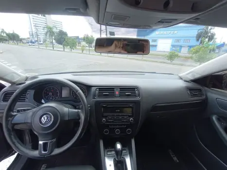 VOLKSWAGEN Jetta 2.0 4P FLEX COMFORTLINE TIPTRONIC AUTOM�TICO, Foto 10