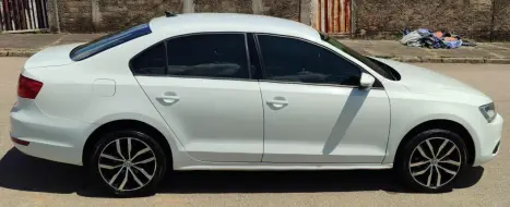 VOLKSWAGEN Jetta 2.0 4P FLEX COMFORTLINE TIPTRONIC AUTOM�TICO, Foto 4
