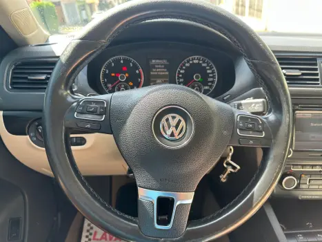 VOLKSWAGEN Jetta 2.0 4P FLEX COMFORTLINE TIPTRONIC AUTOM�TICO, Foto 15