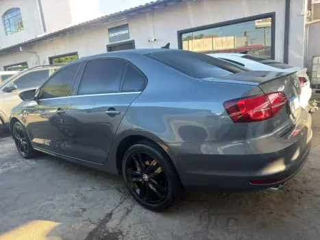 VOLKSWAGEN Jetta 2.0 4P TSI HIGHLINE 211 CV AUTOM�TICO, Foto 6