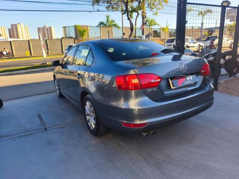 VOLKSWAGEN Jetta 2.0 4P COMFORTLINE FLEX, Foto 5