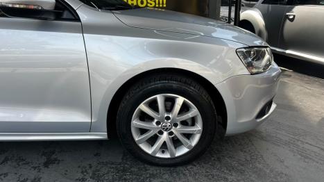 VOLKSWAGEN Jetta 2.0 4P FLEX AUTOMÁTICO, Foto 4