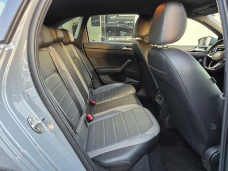 VOLKSWAGEN Nivus 1.0 4P FLEX 200 TSI HIGHLINE TURBO AUTOMTICO, Foto 6