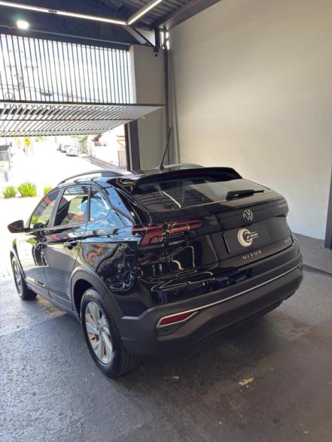 VOLKSWAGEN Nivus 1.0 4P FLEX 200 TSI COMFORTLINE TURBO AUTOMTICO, Foto 6