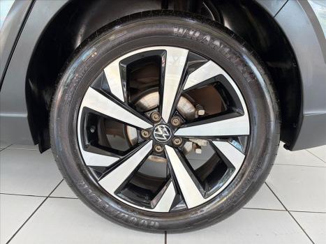VOLKSWAGEN Nivus 1.0 4P FLEX 200 TSI HIGHLINE TURBO AUTOM�TICO, Foto 13