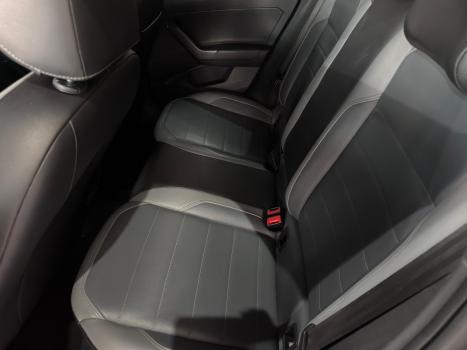 VOLKSWAGEN Nivus 1.0 4P FLEX 200 TSI HIGHLINE TURBO AUTOM�TICO, Foto 6