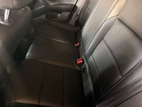 VOLKSWAGEN Nivus 1.0 4P FLEX 200 TSI COMFORTLINE TURBO AUTOM�TICO, Foto 8