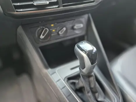 VOLKSWAGEN Nivus 1.0 4P FLEX 200 TSI COMFORTLINE TURBO AUTOM�TICO, Foto 8