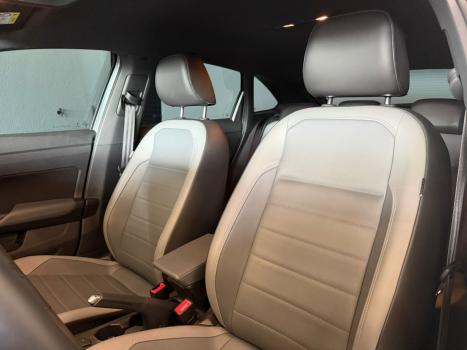 VOLKSWAGEN Nivus 1.0 4P FLEX 200 TSI HIGHLINE TURBO AUTOM�TICO, Foto 21