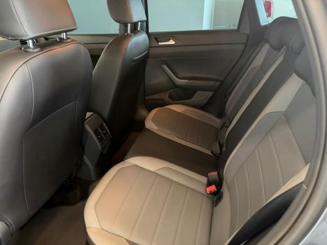 VOLKSWAGEN Nivus 1.0 4P FLEX 200 TSI HIGHLINE TURBO AUTOM�TICO, Foto 22