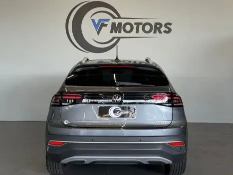 VOLKSWAGEN Nivus 1.0 4P FLEX 200 TSI HIGHLINE TURBO AUTOM�TICO, Foto 27