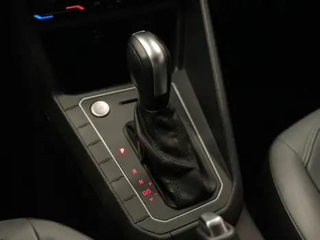 VOLKSWAGEN Nivus 1.0 4P FLEX 200 TSI HIGHLINE TURBO AUTOM�TICO, Foto 18