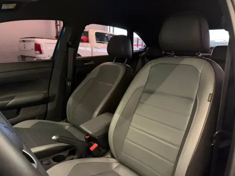 VOLKSWAGEN Nivus 1.0 4P FLEX 200 TSI HIGHLINE TURBO AUTOM�TICO, Foto 21