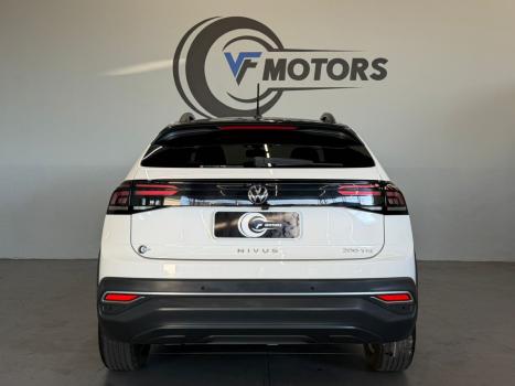 VOLKSWAGEN Nivus 1.0 4P FLEX 200 TSI COMFORTLINE TURBO AUTOM�TICO, Foto 23