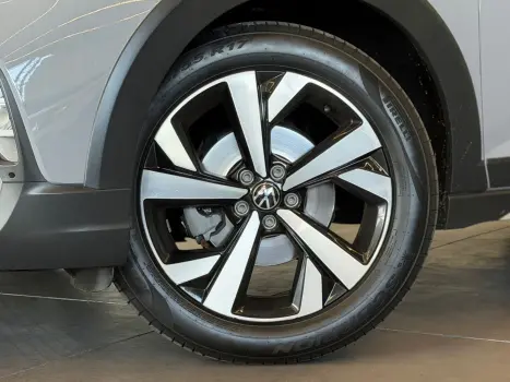 VOLKSWAGEN Nivus 1.0 4P FLEX 200 TSI HIGHLINE TURBO AUTOM�TICO, Foto 19