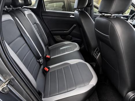 VOLKSWAGEN Nivus 1.0 4P FLEX 200 TSI HIGHLINE TURBO AUTOM�TICO, Foto 6