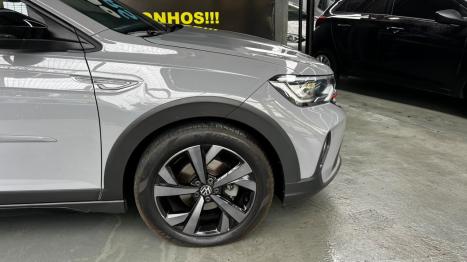 VOLKSWAGEN Nivus 1.0 4P FLEX 200 TSI HIGHLINE TURBO AUTOM�TICO, Foto 4