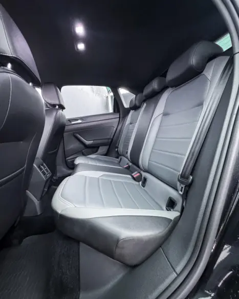 VOLKSWAGEN Nivus 1.0 4P FLEX 200 TSI HIGHLINE TURBO AUTOMÁTICO, Foto 10