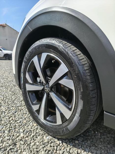 VOLKSWAGEN Nivus 1.0 4P FLEX 200 TSI HIGHLINE TURBO AUTOMÁTICO, Foto 6