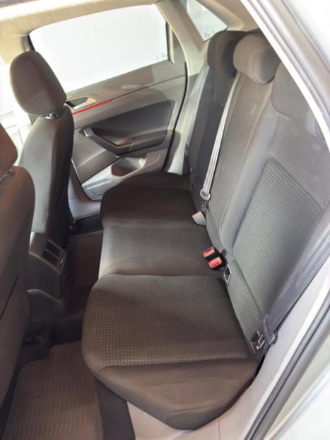 VOLKSWAGEN Polo Hatch 1.0 12V 4P 200 TSI  COMFORTLINE AUTOM�TICO, Foto 4