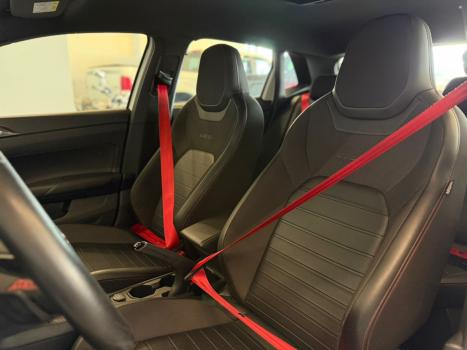 VOLKSWAGEN Polo Hatch 1.4 4P 250 TSI GTS AUTOM�TICO, Foto 21