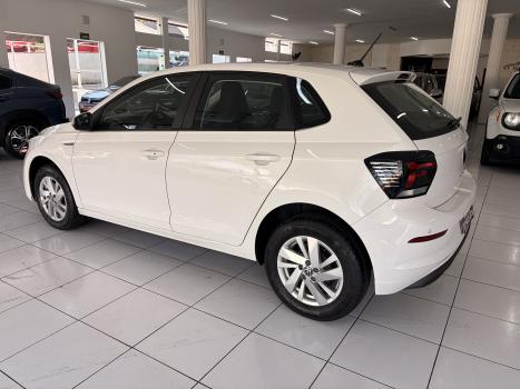 VOLKSWAGEN Polo Hatch 1.0 4P 170 TSI COMFORTLINE AUTOM�TICO, Foto 4