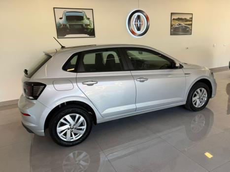 VOLKSWAGEN Polo Hatch 1.0 4P 170 TSI COMFORTLINE AUTOM�TICO, Foto 3