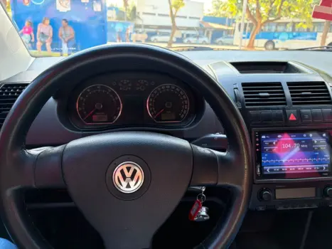 VOLKSWAGEN Polo Sedan 2.0 4P COMFORTLINE, Foto 9