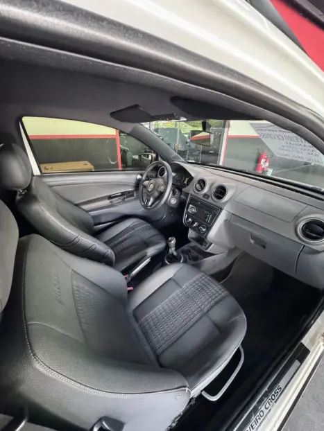 VOLKSWAGEN Saveiro 1.6 CABINE ESTENDIDA FLEX, Foto 4
