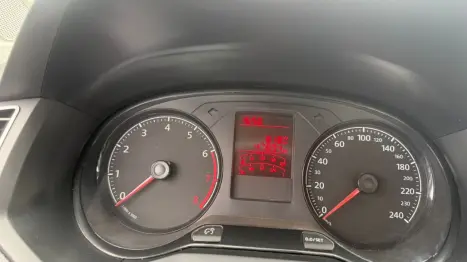 VOLKSWAGEN Saveiro 1.6 16V FLEX MSI ROBUST CABINE SIMPLES, Foto 10