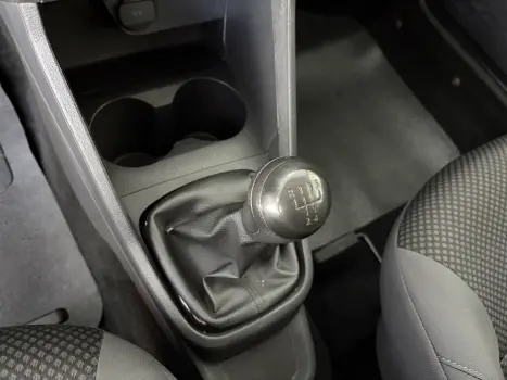 VOLKSWAGEN Saveiro 1.6 FLEX MSI ROBUST CABINE DUPLA, Foto 13