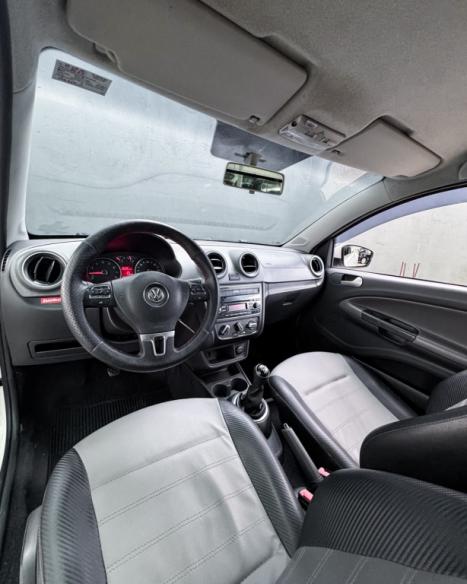 VOLKSWAGEN Saveiro 1.6 G6 HIGHLINE CABINE DUPLA FLEX, Foto 7